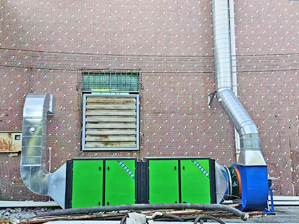 二级活性炭吸附（1套...